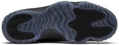 AIR JORDAN 11 RETRO CAP AND GOWN BLACK/BLACK-BLACK